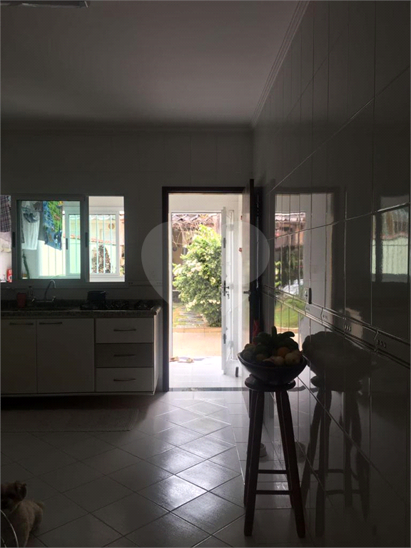 Sobrado com 180 m² à venda na Penha 