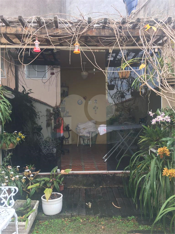 Sobrado com 180 m² à venda na Penha 
