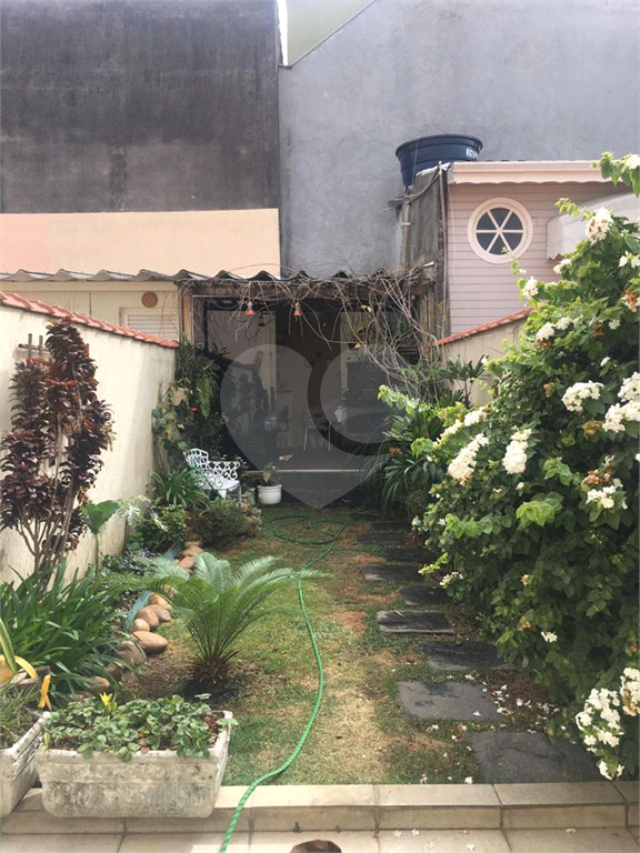 Sobrado com 180 m² à venda na Penha 