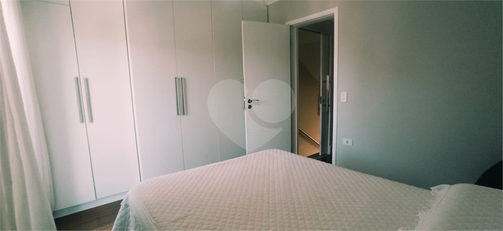 SOBRADO CONDOMINIO FECHADO PROX A SERRA