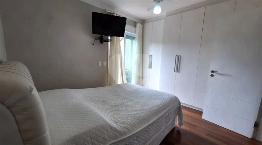SOBRADO CONDOMINIO FECHADO PROX A SERRA