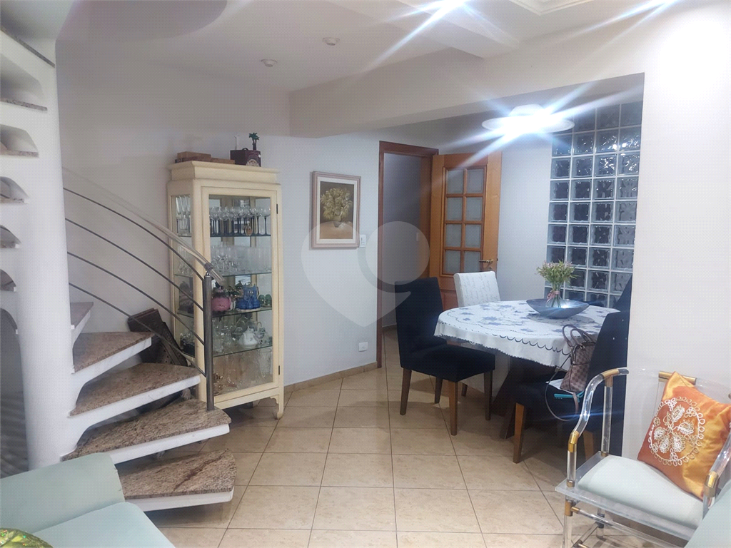Cobertura duplex 250mts ,  no Bairro Água Fria, com churrasqueira e piscina privativa 