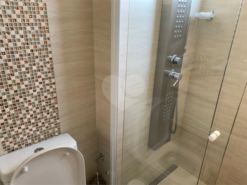 Apartamento com 91m² 3 dormitórios sendo 1 suíte 2 vagas de garagem 