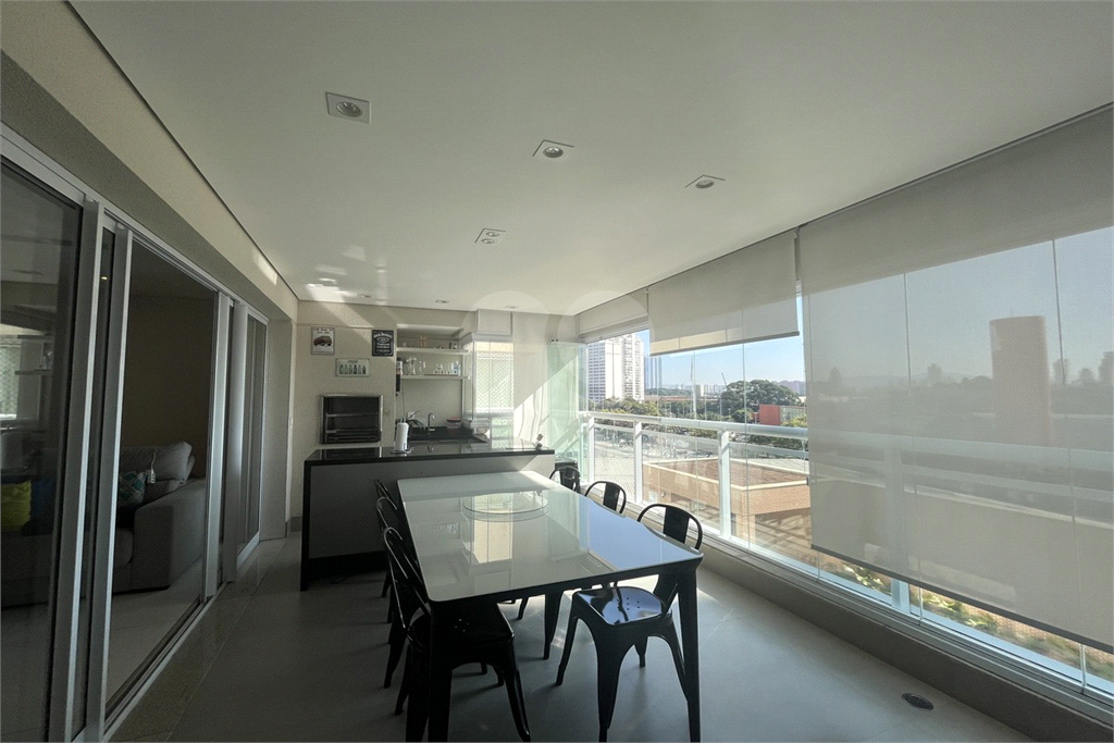 Apartamento de 117 m² na Barra Funda, com 3 suítes,