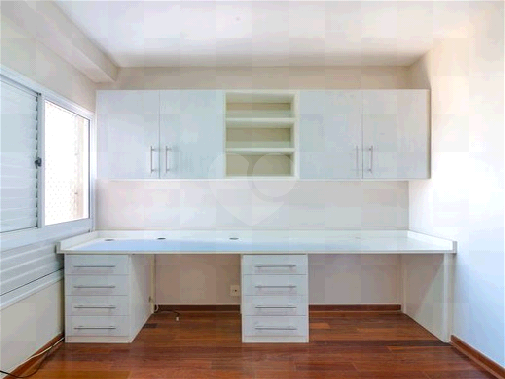 APARTAMENTO em VILA MARIANA