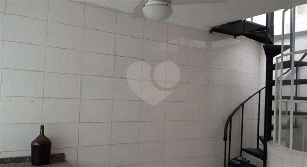 Sobrado com  500 m²  à venda na Casa Verde 