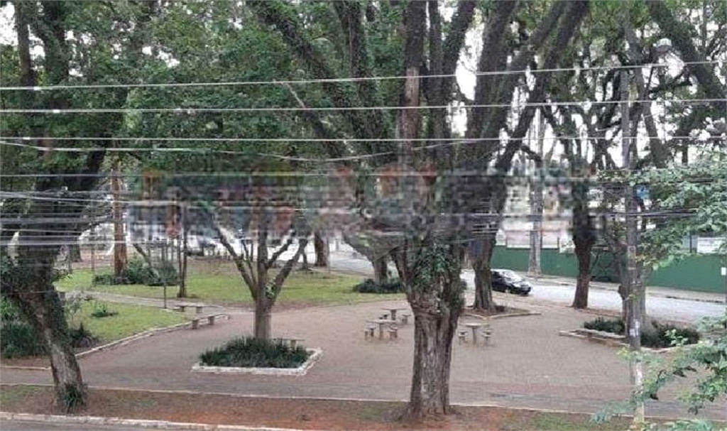 Sobrado com  500 m²  à venda na Casa Verde 