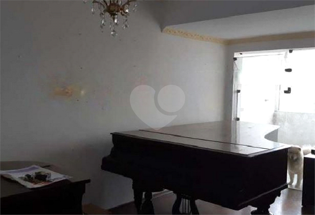 Sobrado com  500 m²  à venda na Casa Verde 