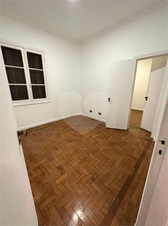 APARTAMENTO em BELA VISTA