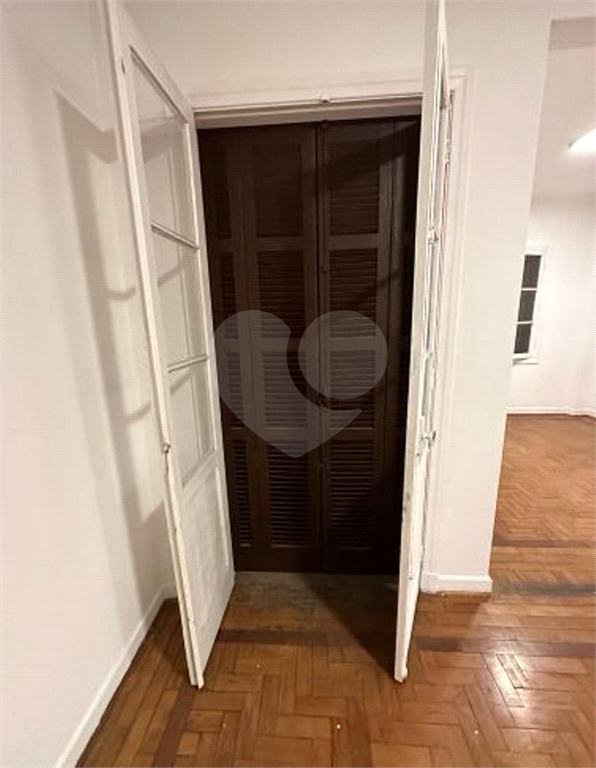 APARTAMENTO em BELA VISTA