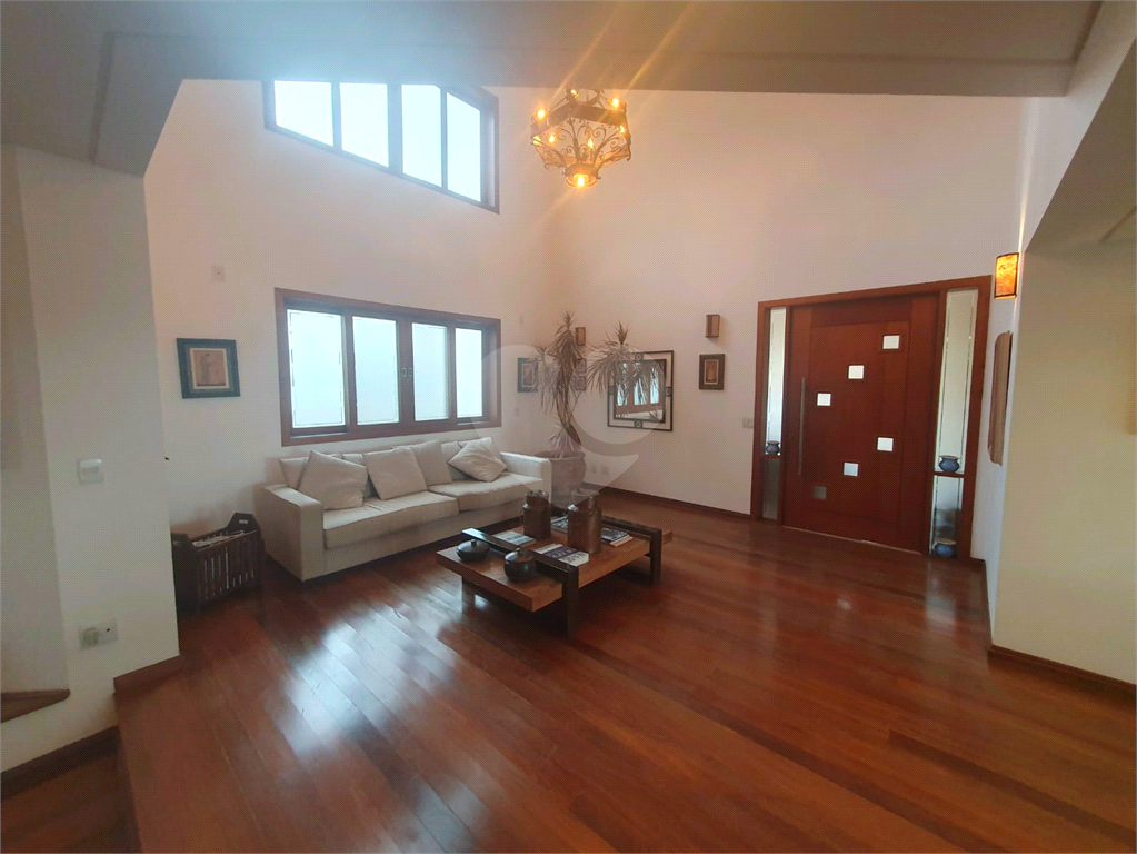 Casa de Condomínio à venda com 5 quartos, 407m² - Foto 3