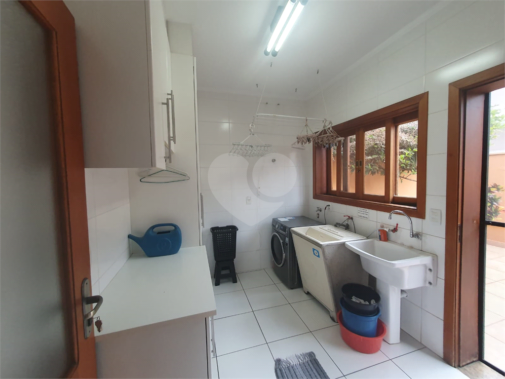 Casa de Condomínio à venda com 5 quartos, 407m² - Foto 18