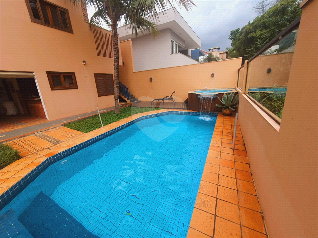 Casa de Condomínio à venda com 5 quartos, 407m² - Foto 64