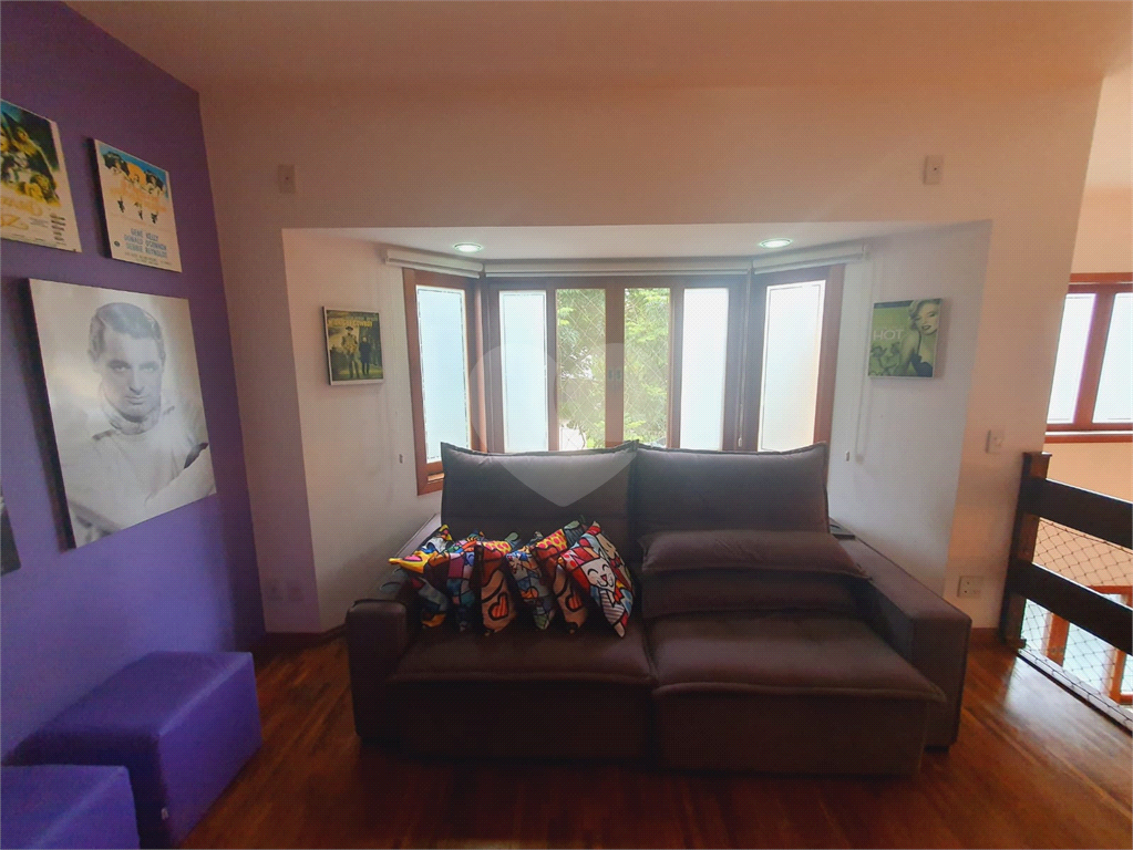 Casa de Condomínio à venda com 5 quartos, 407m² - Foto 35