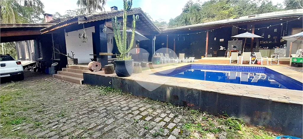 Casa de Condomínio à venda com 4 quartos, 284m² - Foto 11