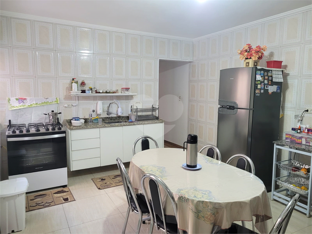 Sobrado reformado - Bairro do LIMÃO
