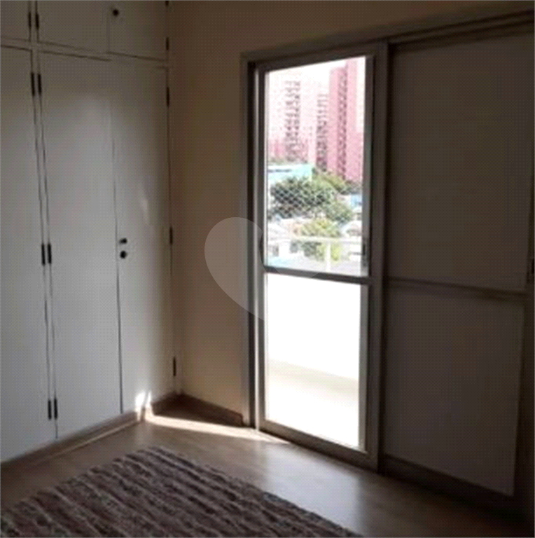 APARTAMENTO em CASA VERDE
