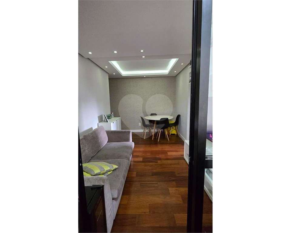 APARTAMENTO em VILA GUILHERME