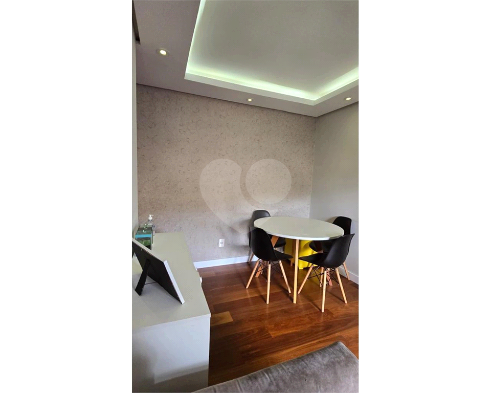 APARTAMENTO em VILA GUILHERME