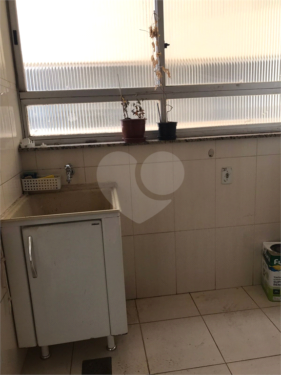 Apartamento à venda com 3 quartos, 130m² - Foto 10