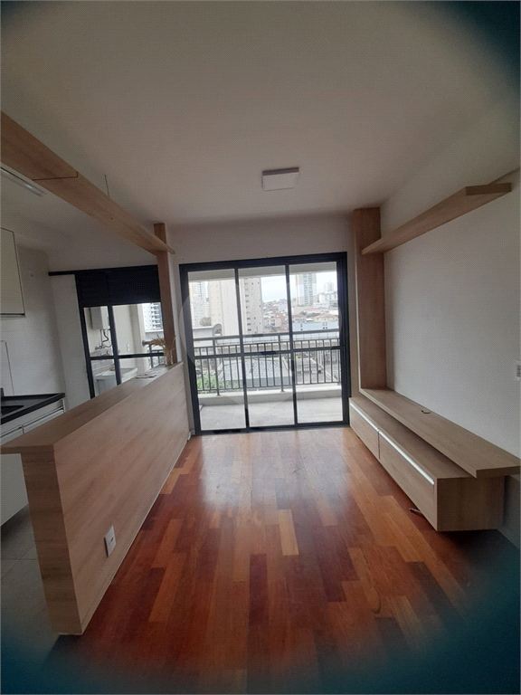 Apartamento para alugar ou comprar com 2 dormitórios e 1 vaga ao lado do metrô Parada Inglesa