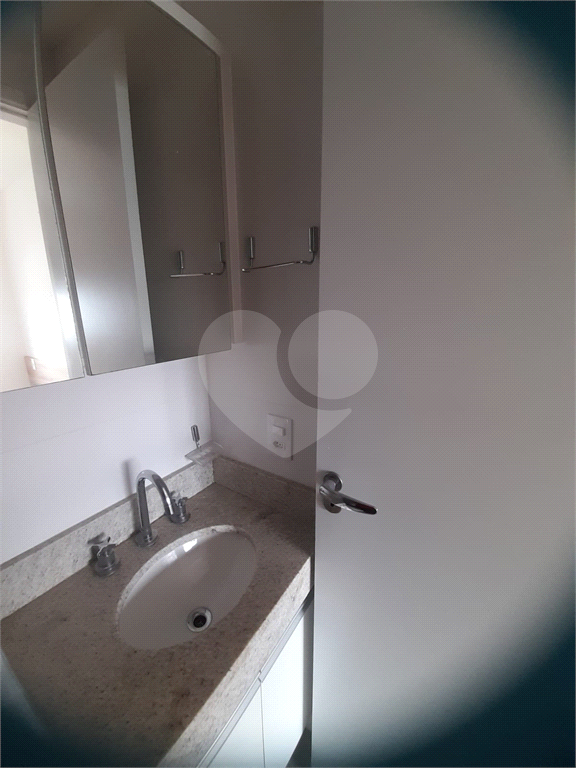 Apartamento para alugar ou comprar com 2 dormitórios e 1 vaga ao lado do metrô Parada Inglesa