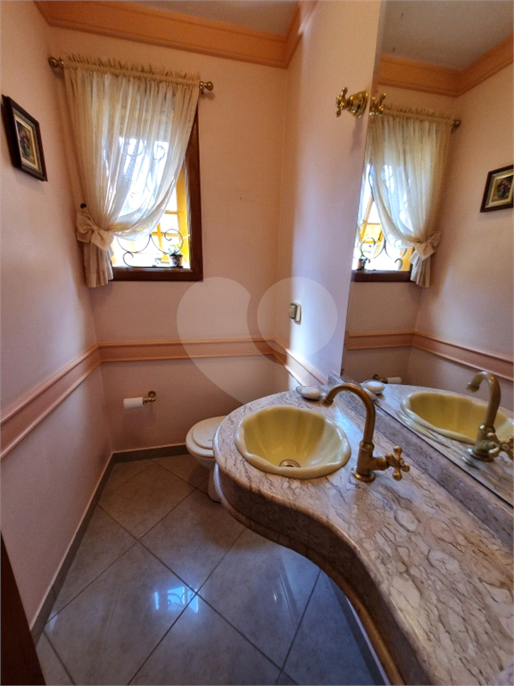 VENDA - Casa Alto Padrão em Condomínio JD França | 470m² | 4 Dormitórios |  Piscina 