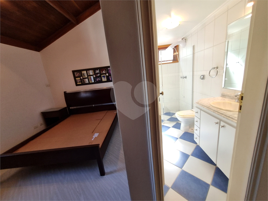 VENDA - Casa Alto Padrão em Condomínio JD França | 470m² | 4 Dormitórios |  Piscina 