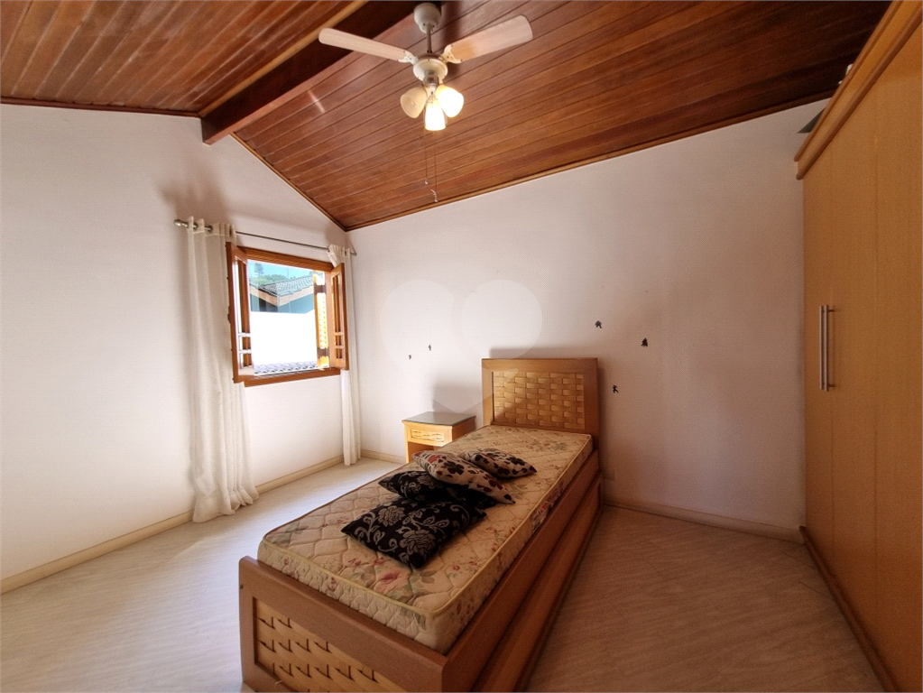 VENDA - Casa Alto Padrão em Condomínio JD França | 470m² | 4 Dormitórios |  Piscina 