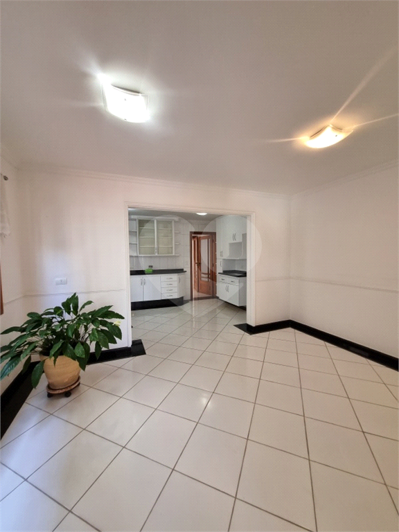 VENDA - Casa Alto Padrão em Condomínio JD França | 470m² | 4 Dormitórios |  Piscina 