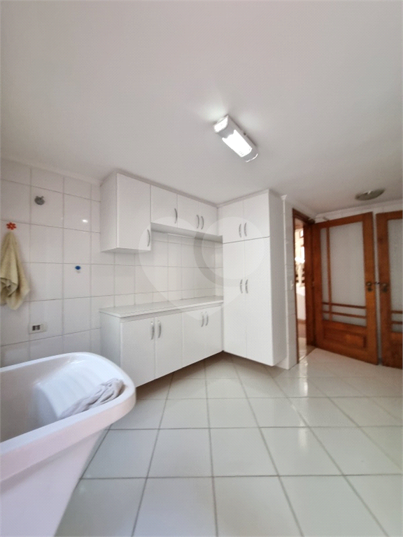 VENDA - Casa Alto Padrão em Condomínio JD França | 470m² | 4 Dormitórios |  Piscina 