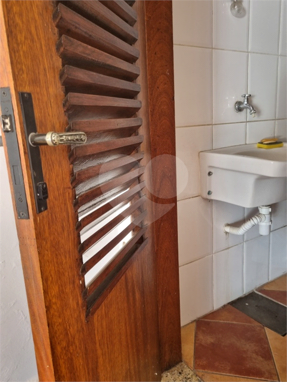 VENDA - Casa Alto Padrão em Condomínio JD França | 470m² | 4 Dormitórios |  Piscina 