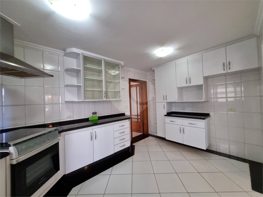 VENDA - Casa Alto Padrão em Condomínio JD França | 470m² | 4 Dormitórios |  Piscina 
