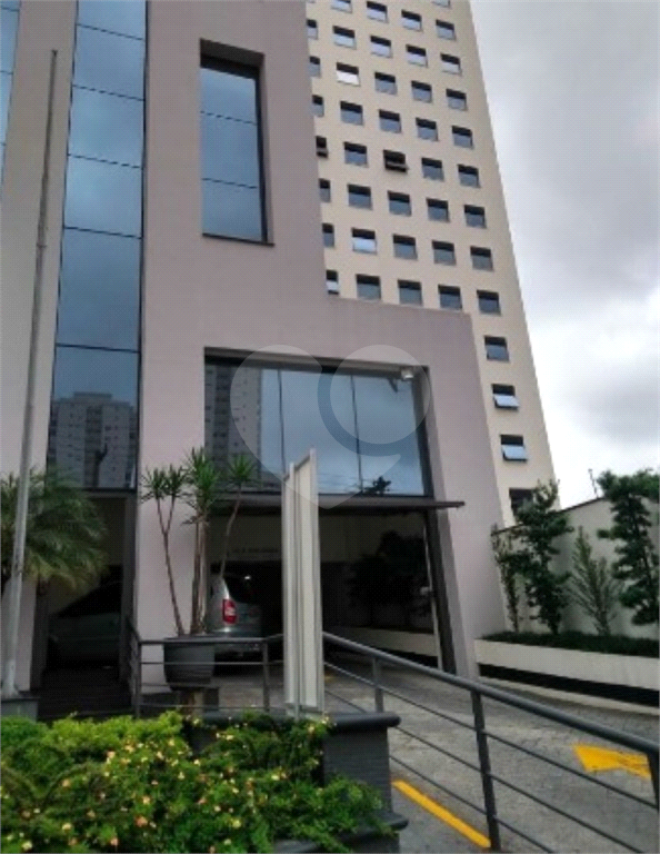 SALAS em LAPA