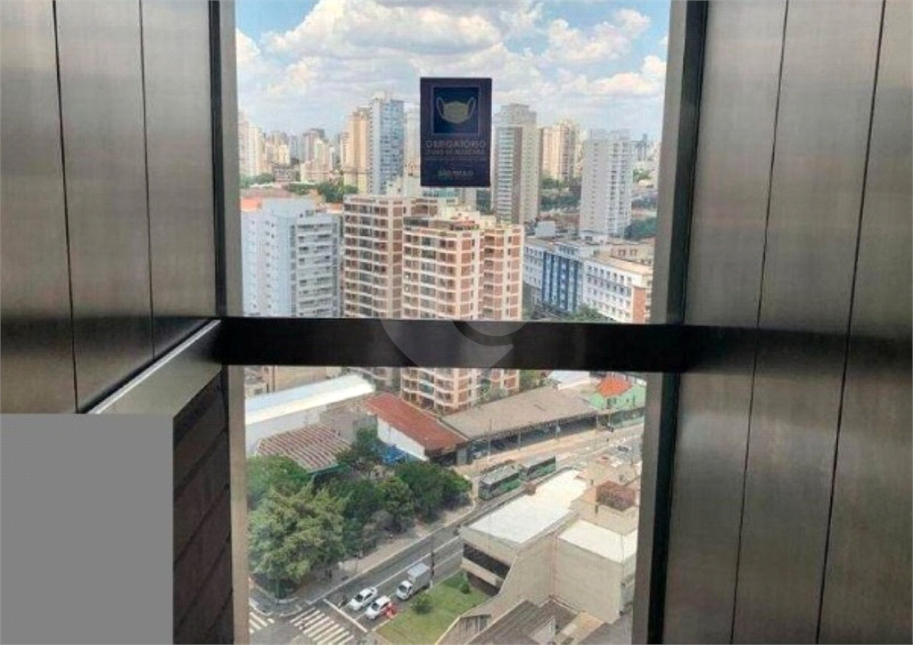 SALAS em LAPA