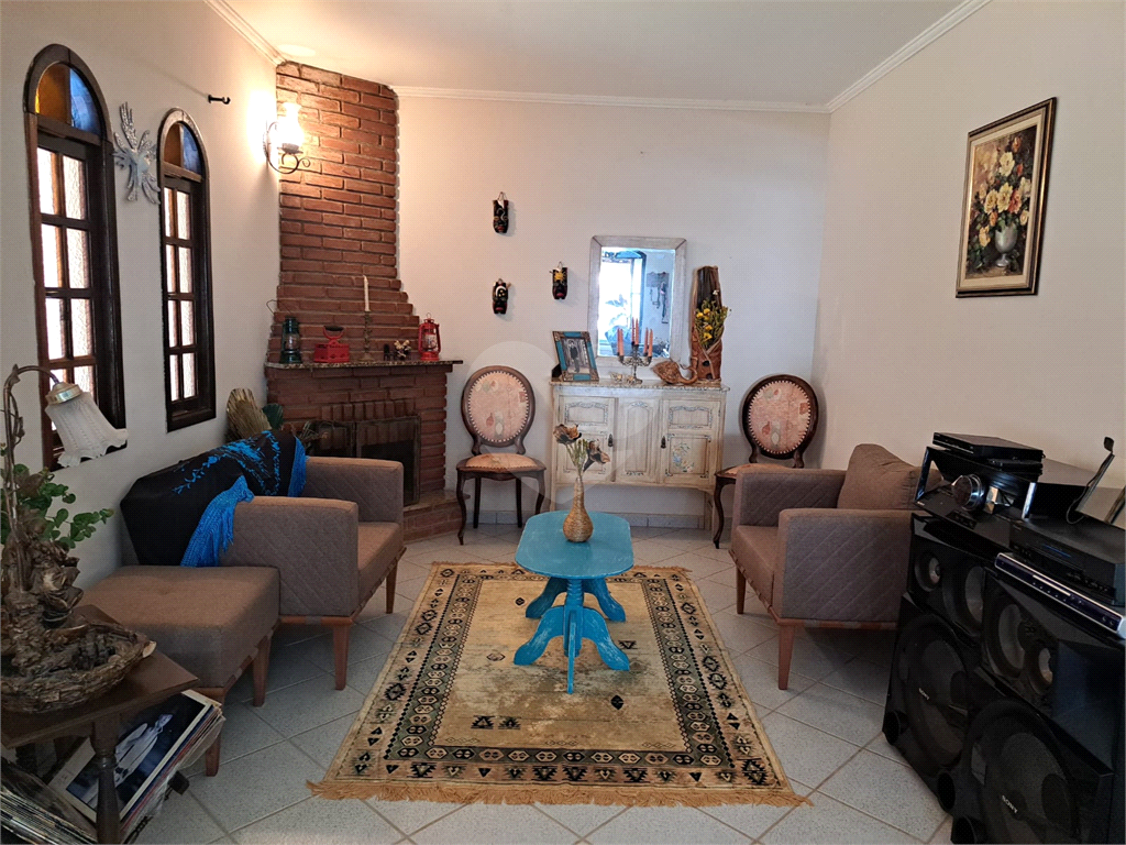 Linda chacara a venda com 4 dormitorios  na cidade de Pinhalzinho-SP