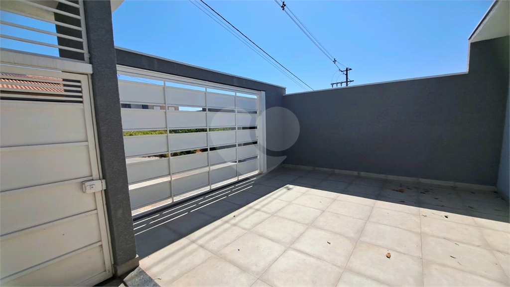 Linda casa a venda com 3 dormitórios na cidade de Bragança Paulista -SP