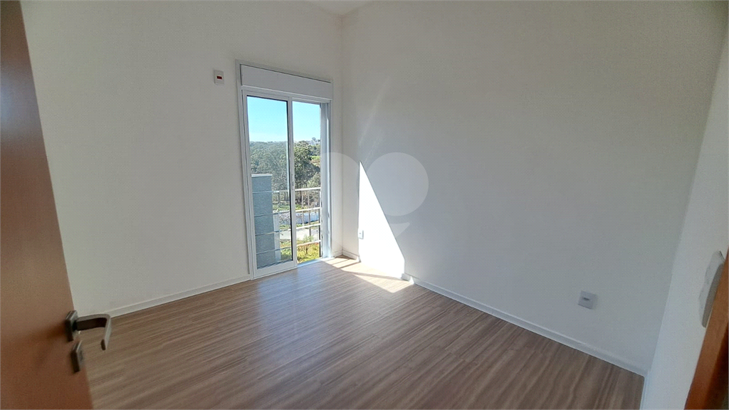 Linda casa a venda com 3 dormitórios na cidade de Bragança Paulista -SP