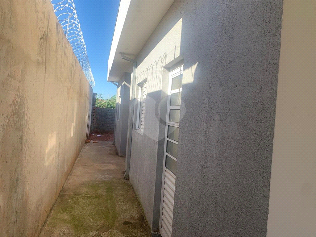 Casa à venda com 2 quartos, 80m² - Foto 14