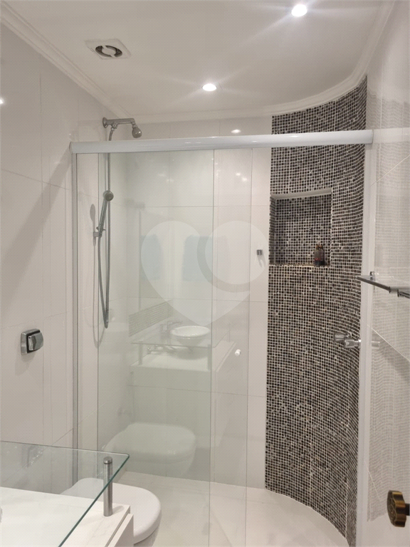 apartamento 94m2, 3 dormitórios, sendo 1 suíte, living 2 ambientes, 1 vaga livre, no Paraiso.