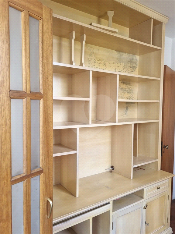 apartamento 94m2, 3 dormitórios, sendo 1 suíte, living 2 ambientes, 1 vaga livre, no Paraiso.