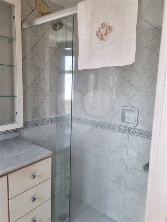 apartamento 94m2, 3 dormitórios, sendo 1 suíte, living 2 ambientes, 1 vaga livre, no Paraiso.