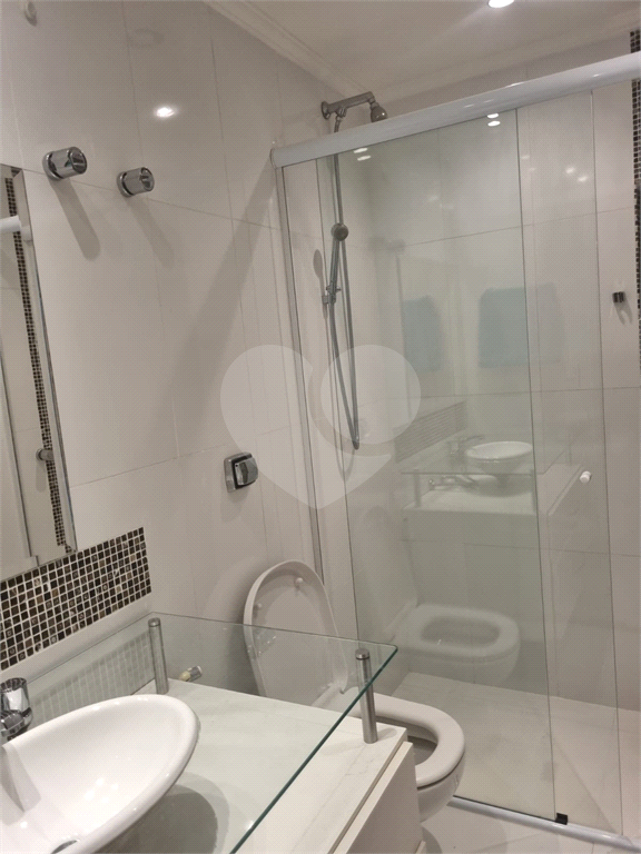 apartamento 94m2, 3 dormitórios, sendo 1 suíte, living 2 ambientes, 1 vaga livre, no Paraiso.