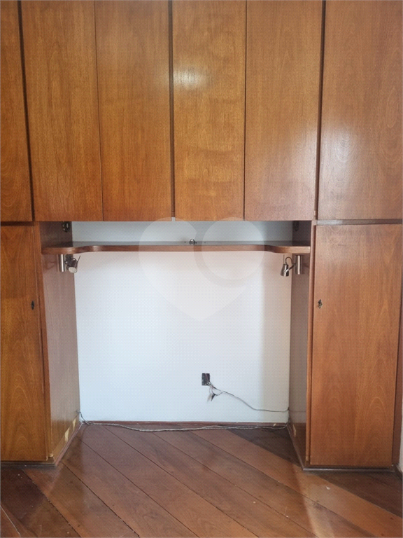 apartamento 94m2, 3 dormitórios, sendo 1 suíte, living 2 ambientes, 1 vaga livre, no Paraiso.