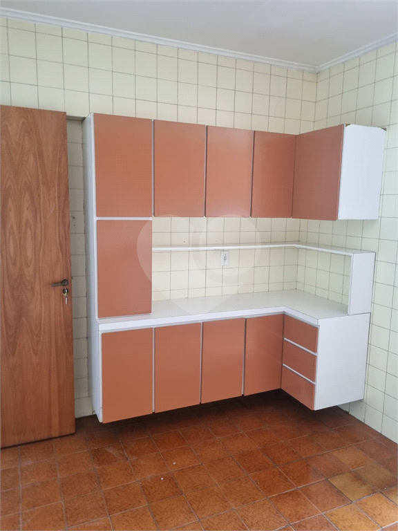 apartamento 94m2, 3 dormitórios, sendo 1 suíte, living 2 ambientes, 1 vaga livre, no Paraiso.