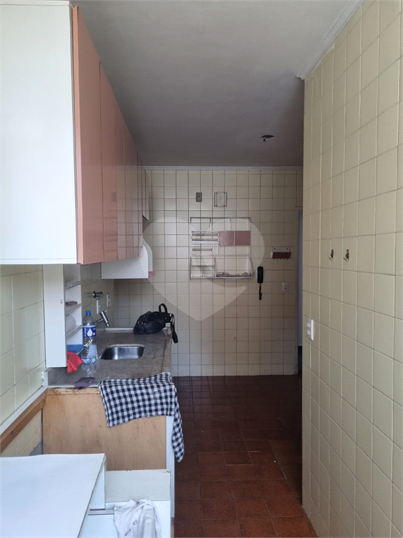 apartamento 94m2, 3 dormitórios, sendo 1 suíte, living 2 ambientes, 1 vaga livre, no Paraiso.