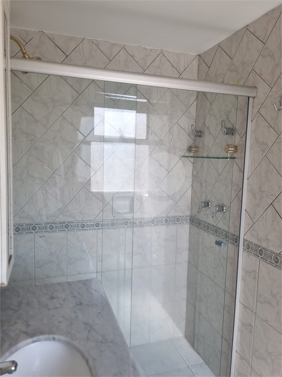 apartamento 94m2, 3 dormitórios, sendo 1 suíte, living 2 ambientes, 1 vaga livre, no Paraiso.