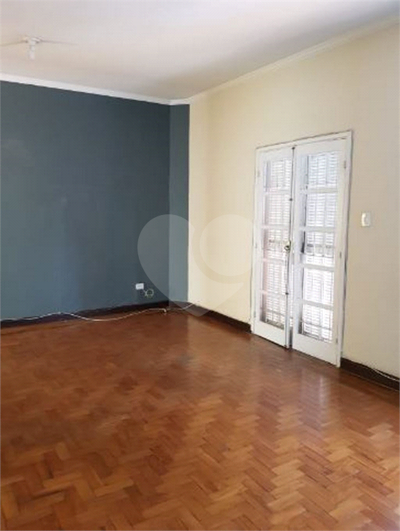 Sobrado à venda em PERDIZES com 186 m²
