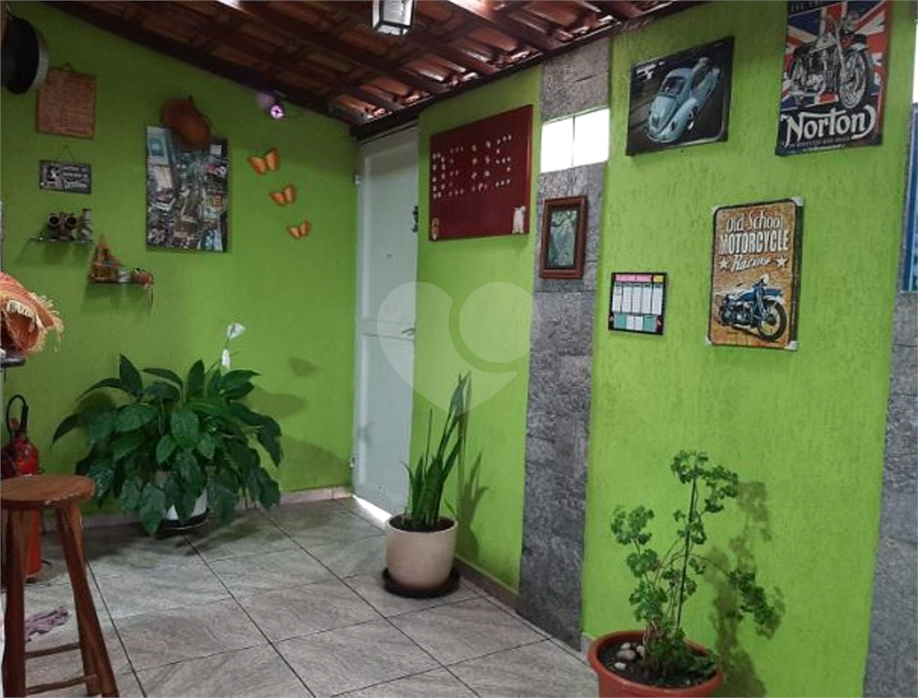 SOBRADO em JARAGUÁ