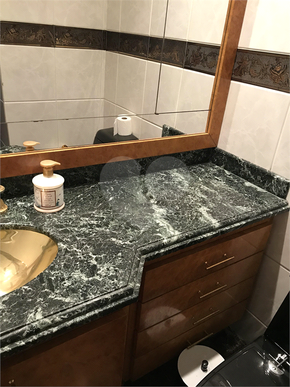 APARTAMENTO em MOEMA